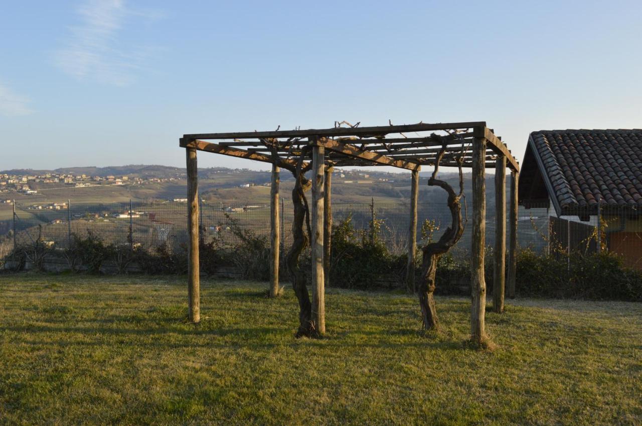 Agriturismo Cascina Rabalot Diano d'Alba Exterior photo
