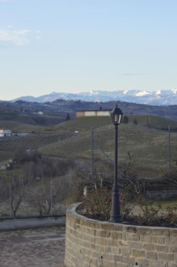 Agriturismo Cascina Rabalot Diano d'Alba Exterior photo